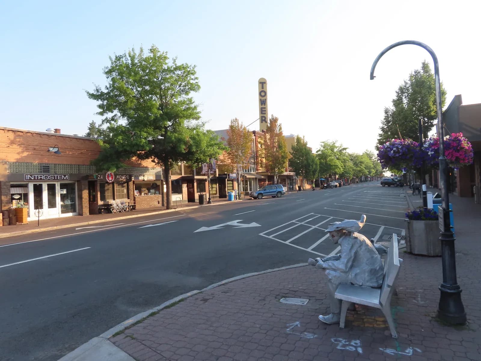 Bend, Oregon downtown and business district