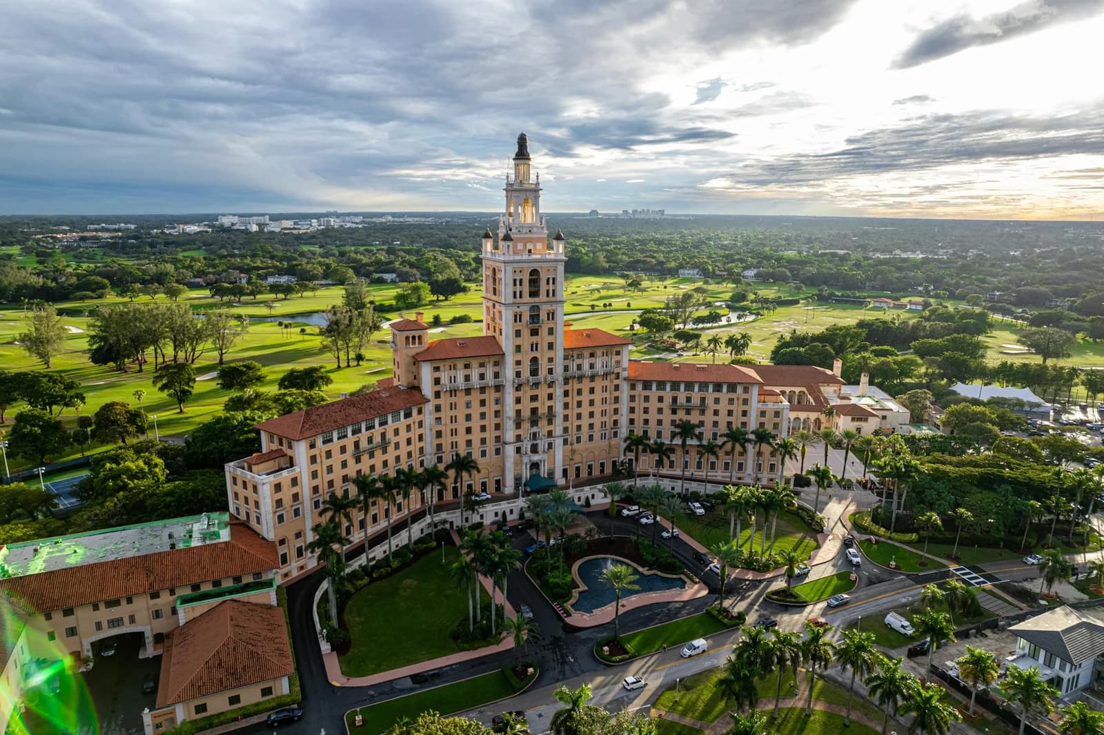 Discover the luxury Biltmore Hotel in Miami with lush golf course panorama.