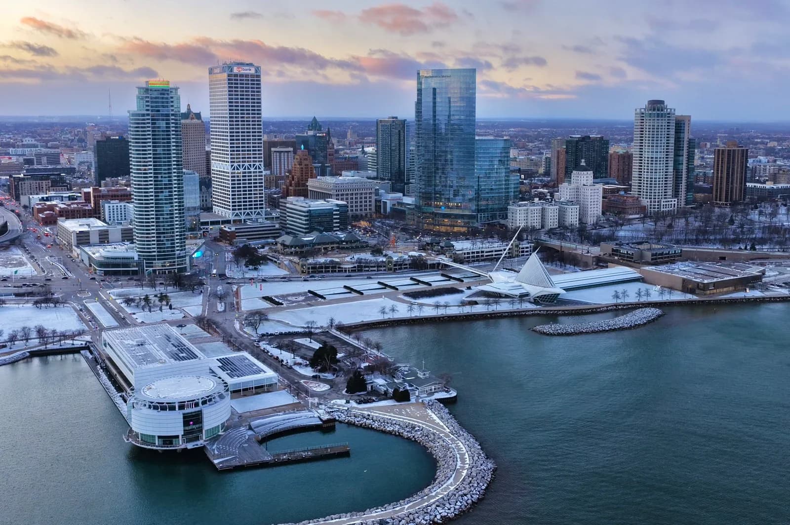 Milwaukee, Wisconsin downtown and business district
