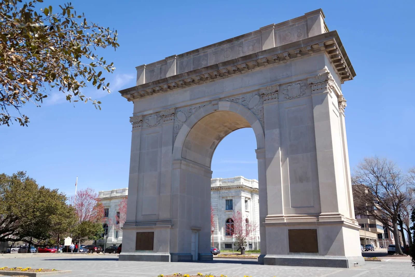 Newport News, Virginia downtown and business district