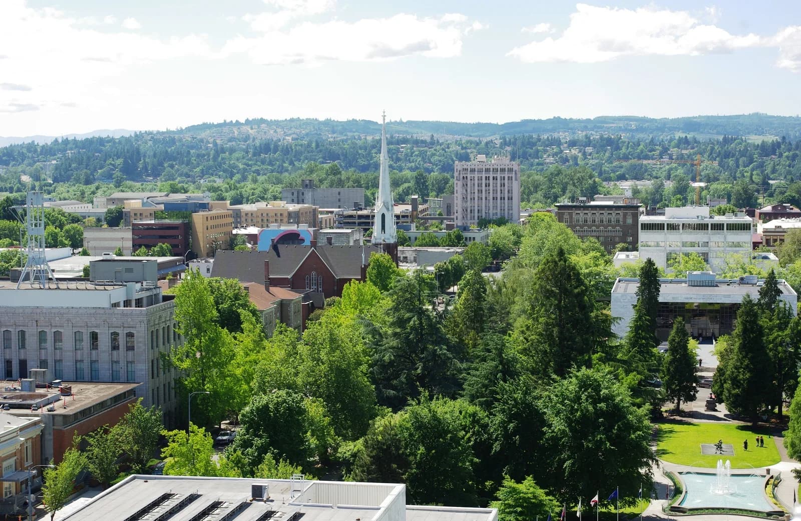 Salem, Oregon downtown and business district