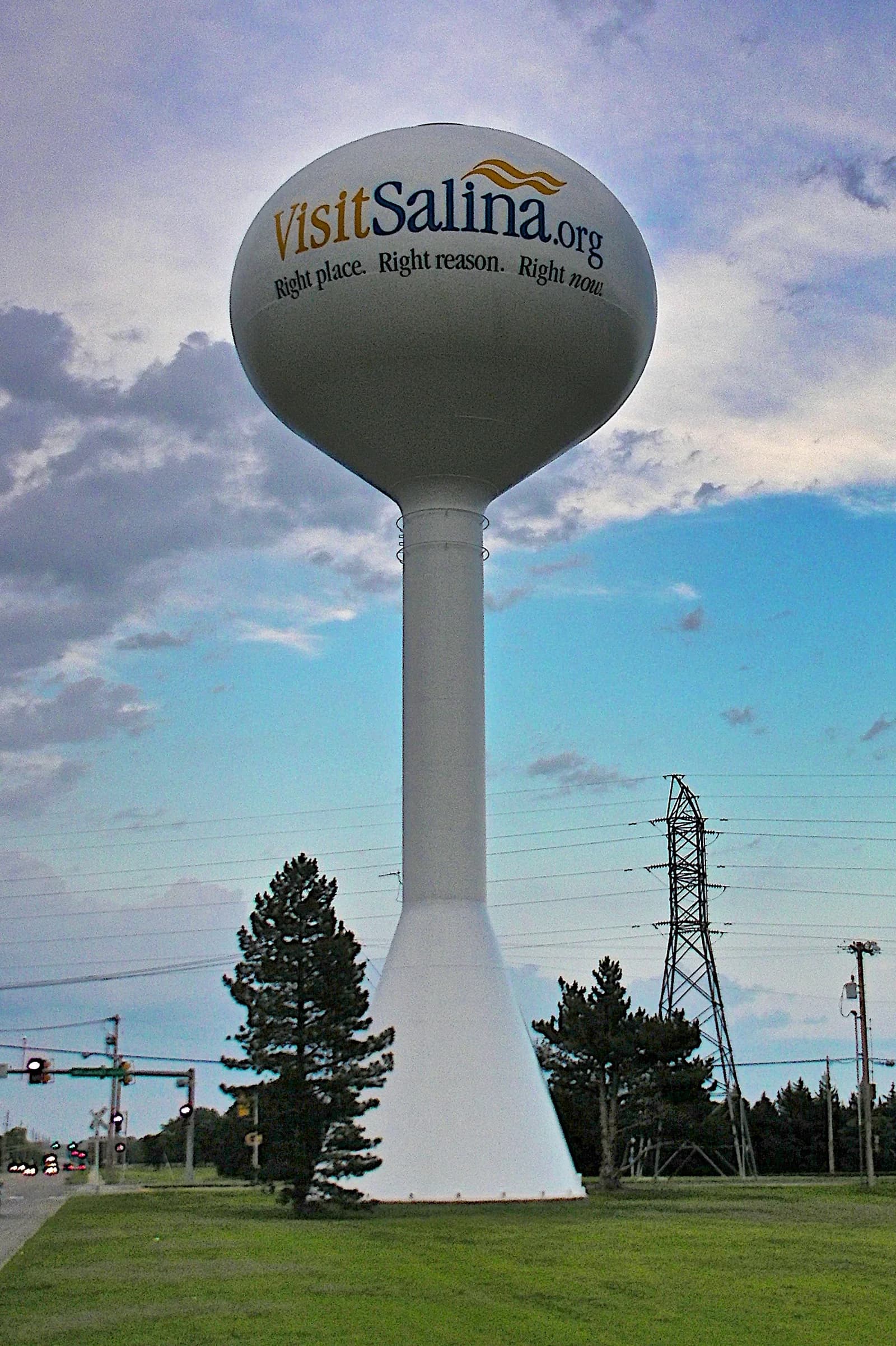Salina, Kansas downtown and business district