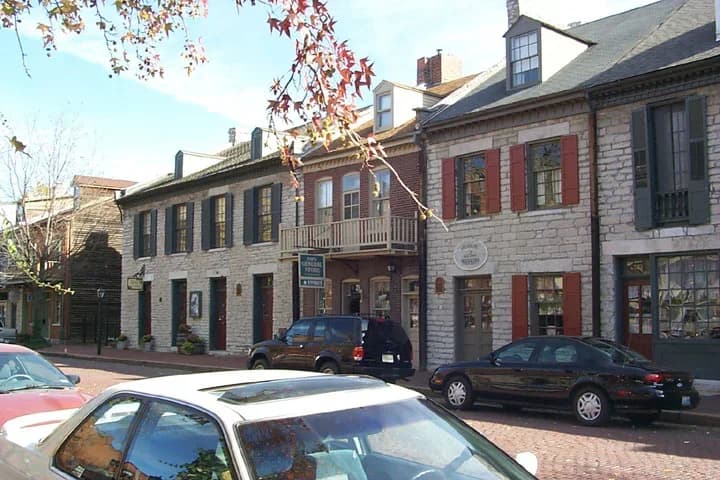 St. Charles, Missouri downtown and business district