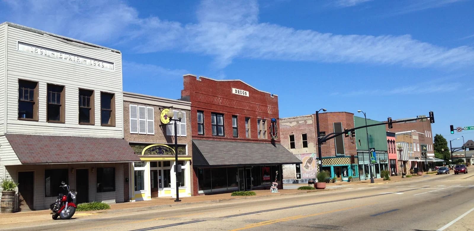 Tupelo, Mississippi downtown and business district